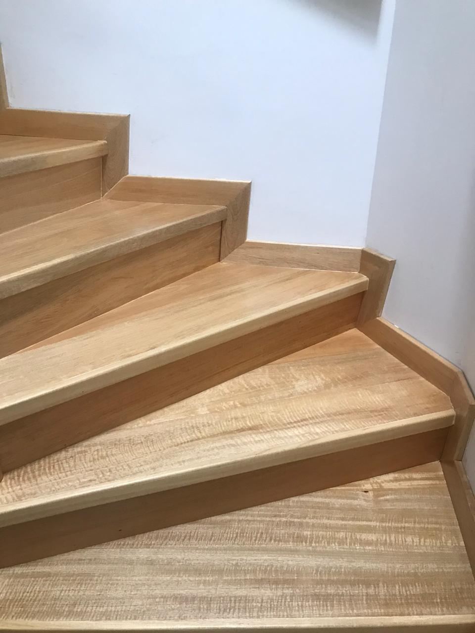 escaleras de madera sencillas