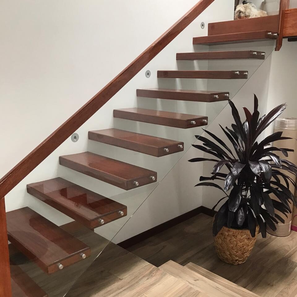 Barandas para escaleras de interior — Arkimetal barandas y escaleras